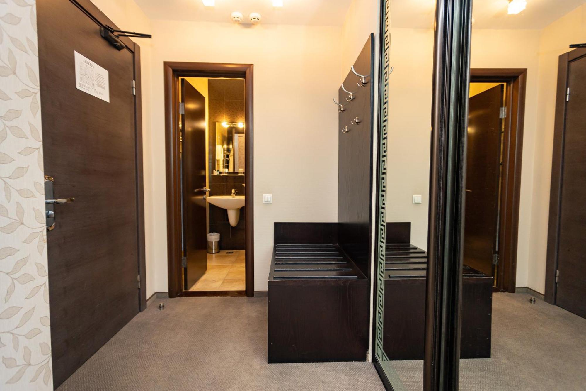 Riverside- Hotel And Mice Chernihiv Exterior photo